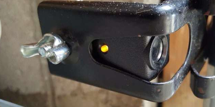 fix garage door sensor in Nurmi Isles